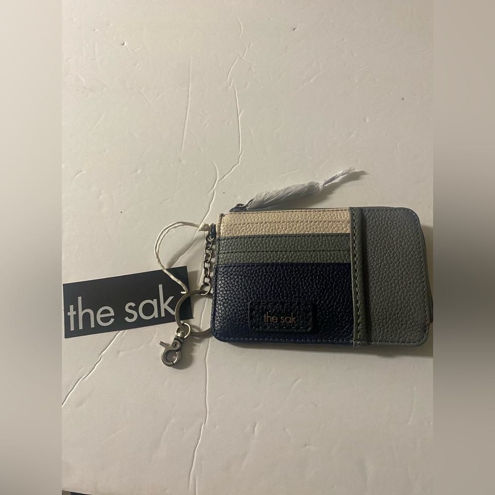 The Sak NWT Iris color block pebbled leather card wallet key fob